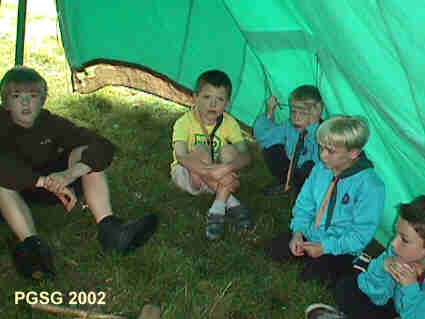 Scouts Run Beaver Tent Pitching Meeting 2002